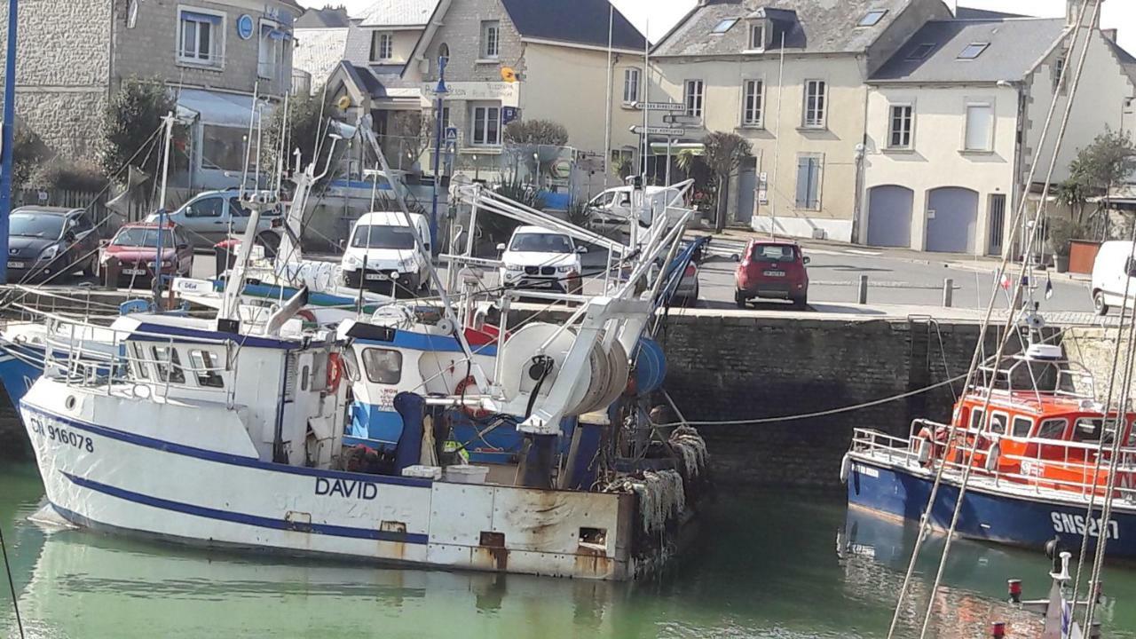 La Maison Du Postier Port-en-Bessin-Huppain Eksteriør bilde